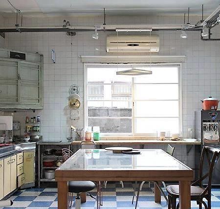 City Hut 1828 Tainan Extérieur photo
